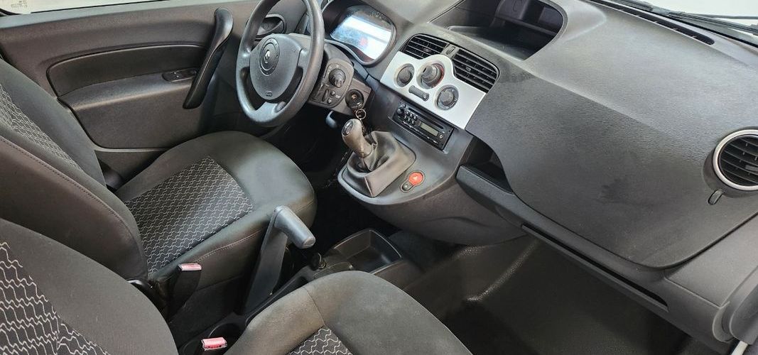 Renault kangoo 1.5l dci 90ch , 100000km / Garantie 12mois européenne