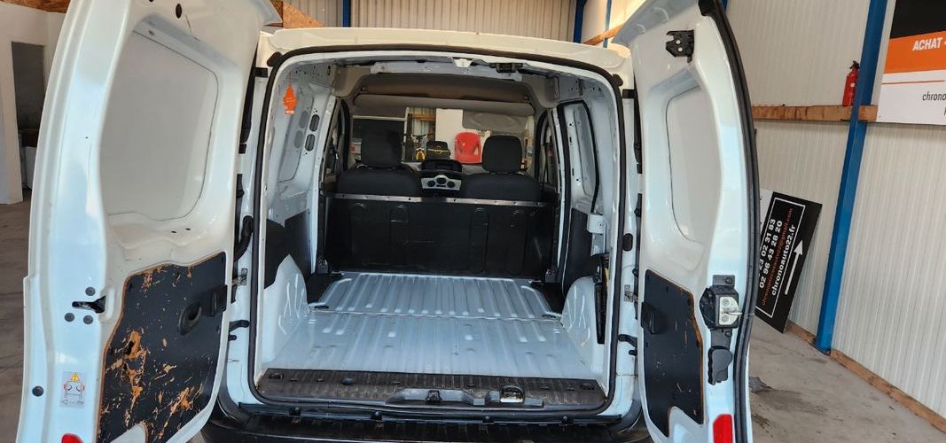 Renault kangoo 1.5l dci 90ch , 100000km / Garantie 12mois européenne