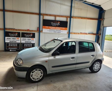 Renault clio 1.9l diesel / 138000km 1er main / Garantie 6mois