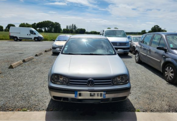 Golf4 essence 1.4l 75ch , 190km / Garantie 6mois