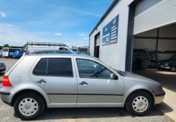 Golf4 essence 1.4l 75ch , 190km / Garantie 6mois