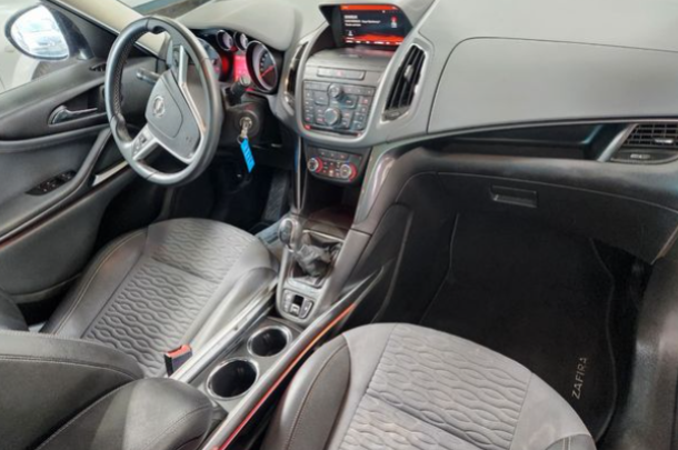 Opel zafira 7places , a.6l cdti 136ch ,ecoflex/ Garantie 12mois européenne