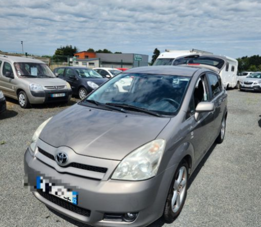 Toyota corolla verso 2.2l d4d 177ch en 7 places /197859km/Garantie 12mois européenne