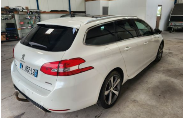   Peugeot 308 sw gt line 2l bluehdi 150ch
