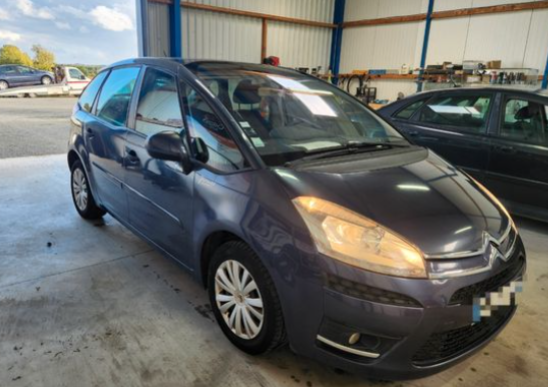 Citroen c4 picasso 1.6 Ehdi 112ch ,boîte auto, 193000km , garantie 12mois européenne