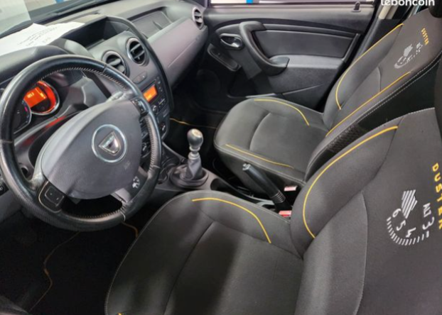 Dacia duster serie limiter, 1er main , 4x2 1.5l dci 110ch , garantie 12 mois européenne