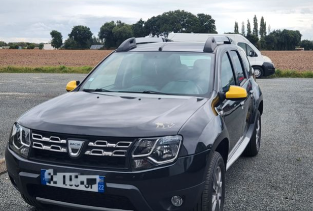 Dacia duster serie limiter, 1er main , 4x2 1.5l dci 110ch , garantie 12 mois européenne