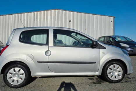 Renault twingo Essence 1er main 1.2l 76ch / garantie 12mois