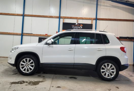Volkswagen tiguan carat 4motion/ boite auto 2l tdi 150ch /15100km/ garantie 12mois européenne