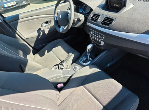 Renault megane dci 1.5l 110ch boite auto/ garantie commerciale 12mois européenne